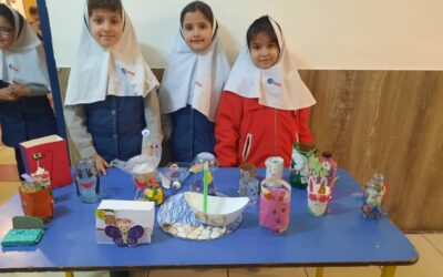 ساخت کاردستی با وسایل بازیافتی توسط کلاس دومی‌ها – دبستان دخترانه