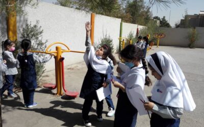 استفاده از حواس پنجگانه، ثبت مشاهدات و یادداشت برداری – دبستان دخترانه