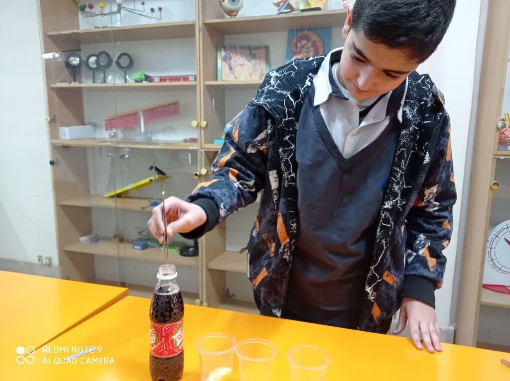 آزمایشگاه علوم