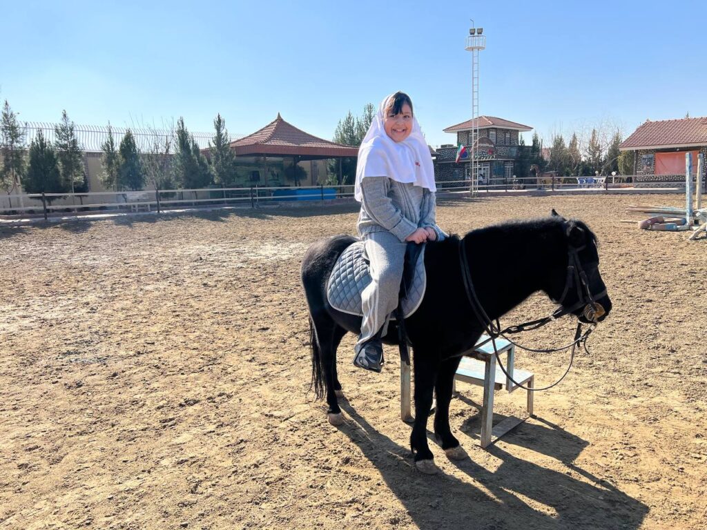 باشگاه اسبسواری سمنگان