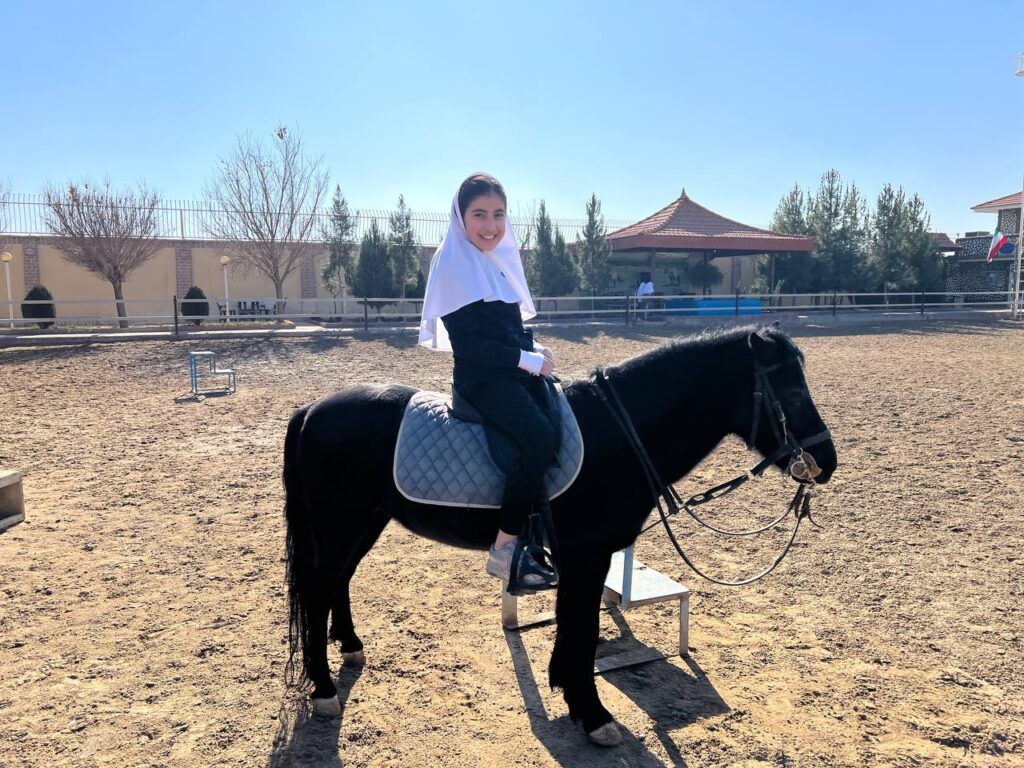 باشگاه اسبسواری سمنگان
