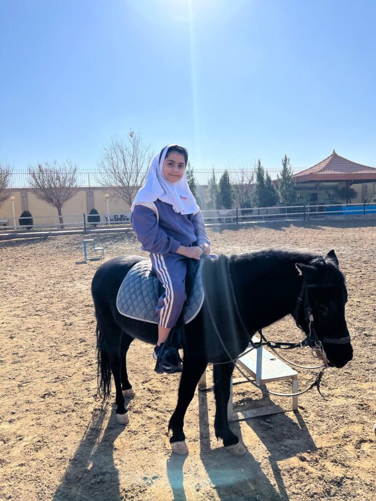 باشگاه اسبسواری سمنگان