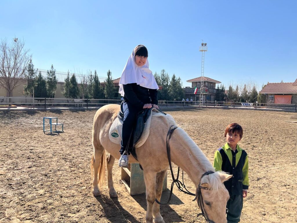 باشگاه اسبسواری سمنگان