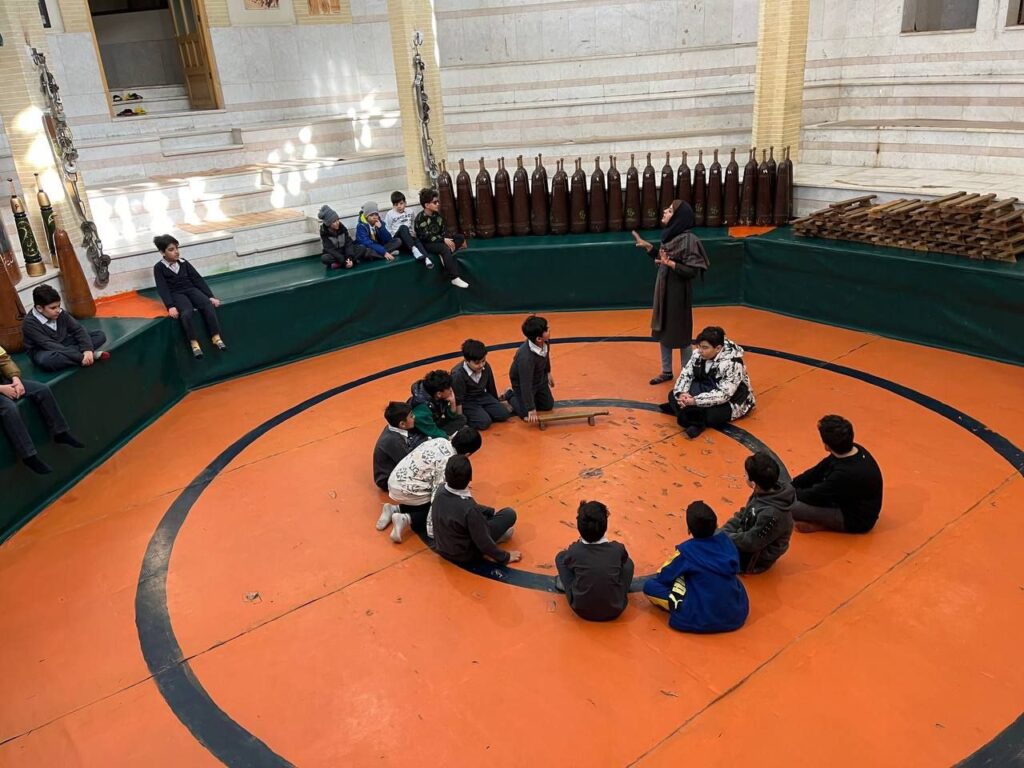 بازدید از زورخانه